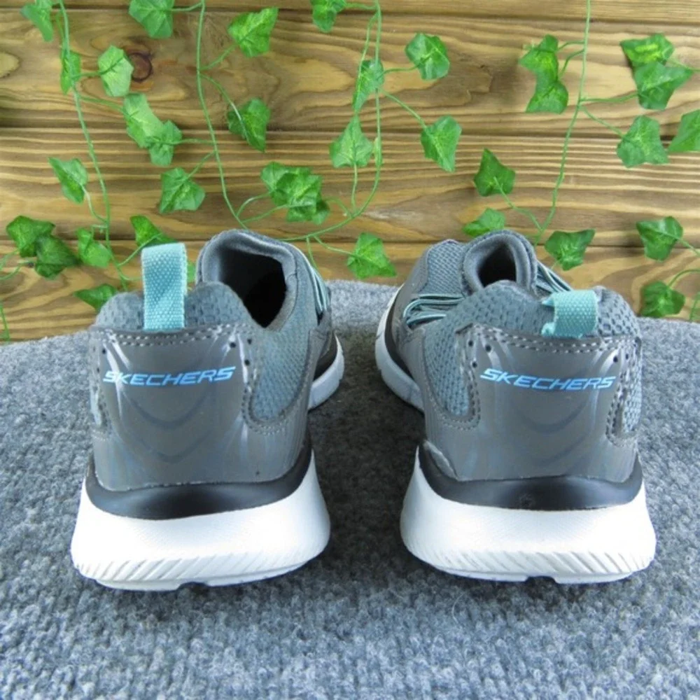 SKECHERS Women's Lightweight Gel‎ Top Sneaker Gray Synthetic Size 7M Used 2025